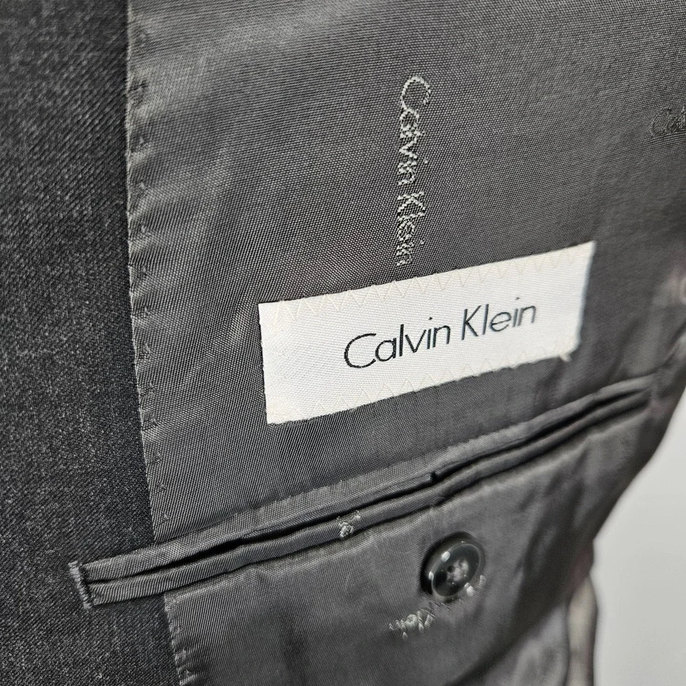 Calvin Klein‎ Men's Sport Coat Blazer Two Button Charcoal Black Wool Size 40S